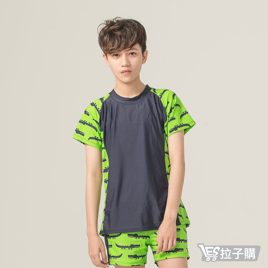 【Big-T】Short-sleeved crocodile boy pullover color-blocked swimsuit set